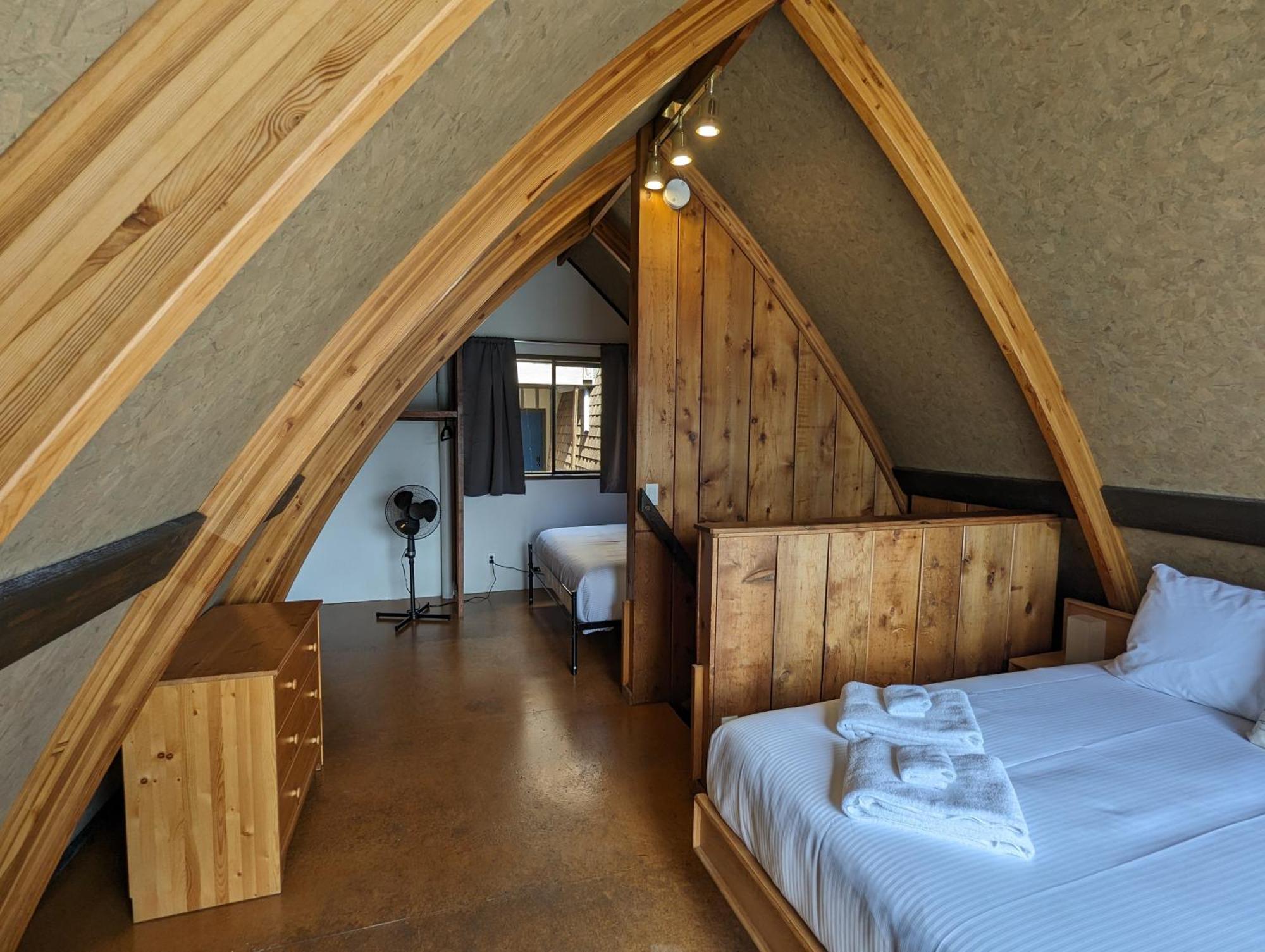 Jade Resort-Oceanfront Suites In Gowlland Harbour Heriot Bay ภายนอก รูปภาพ